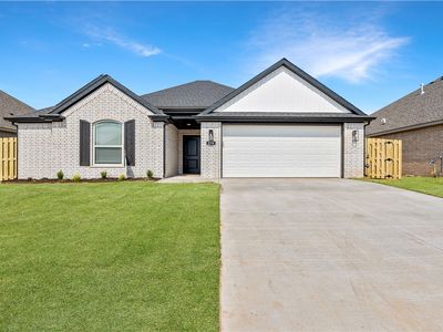 1105 Pineapple Ave, Lowell, AR, 72745