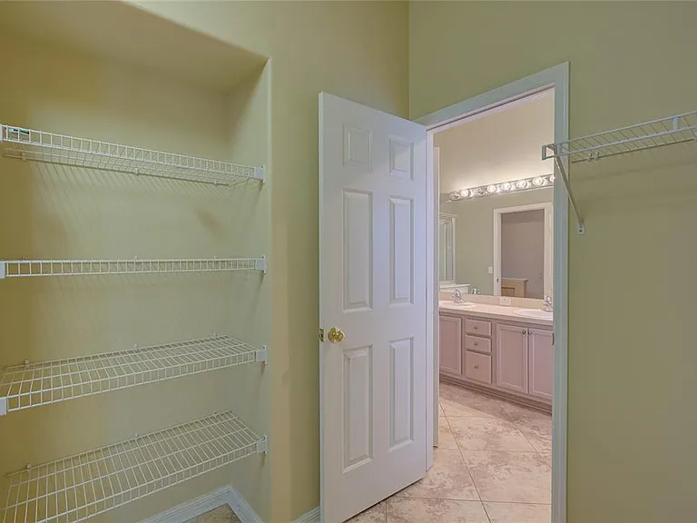 13298 Thoroughbred Loop — Photo 16