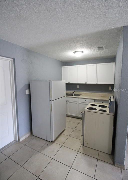 2nd image of 2113 32nd St