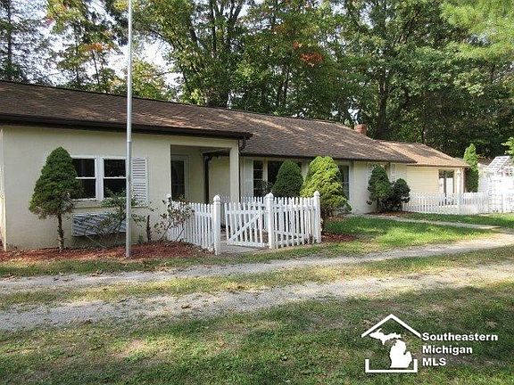 5th image of 2980 W Sterns Rd