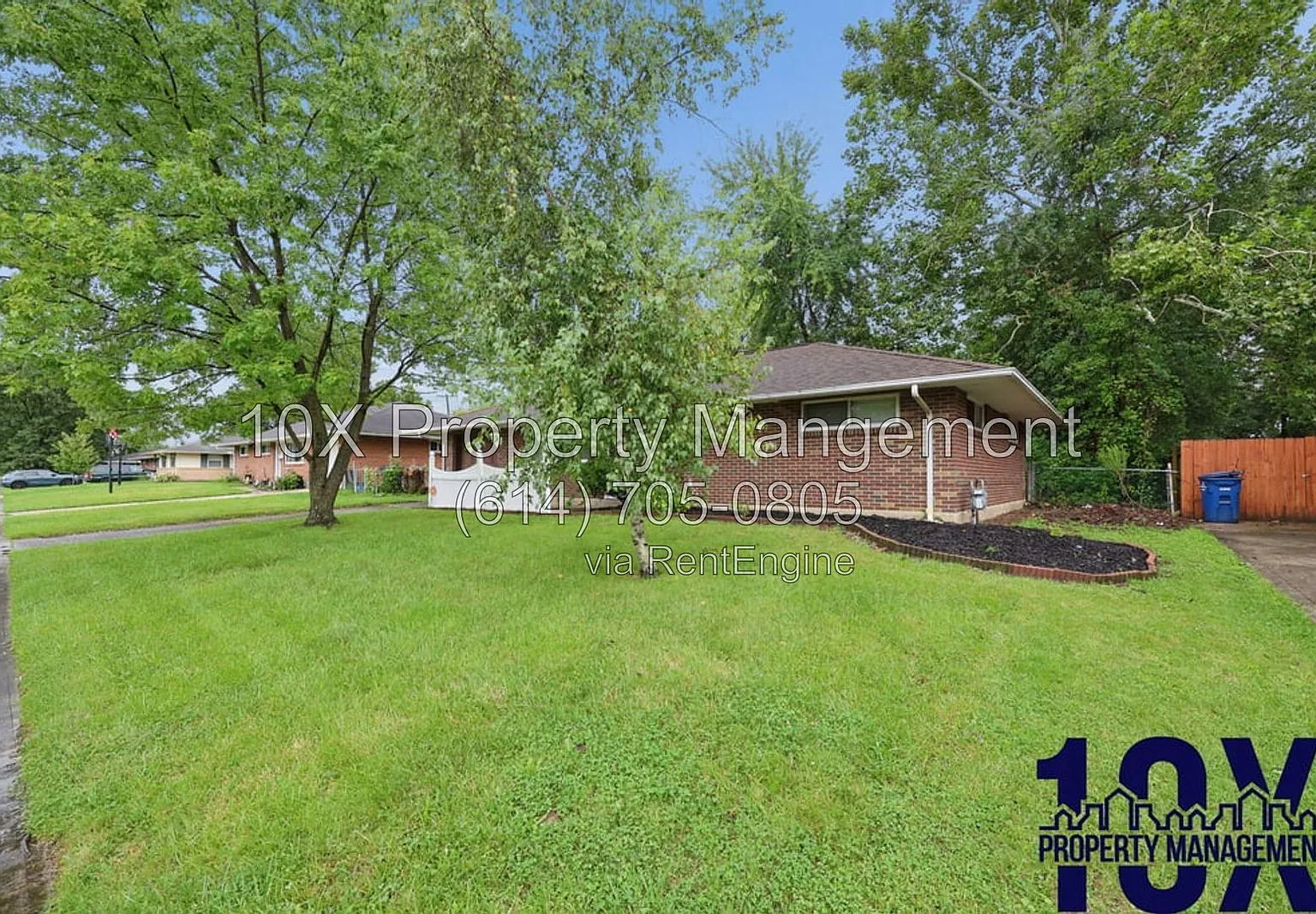 3 bed, 2.0 bath, 1152 sqft, $2,000 — Photo 3