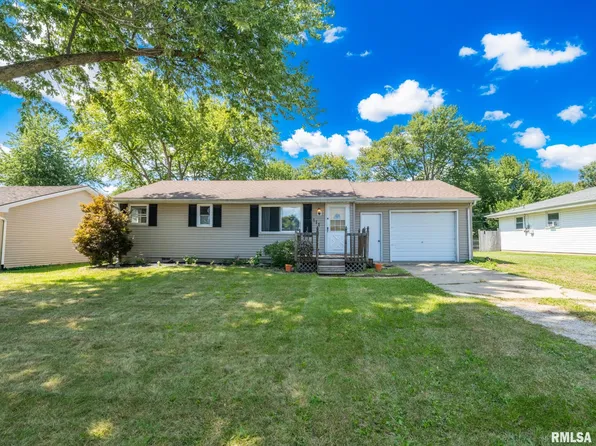 111 Bryant St, Morton, IL 61550