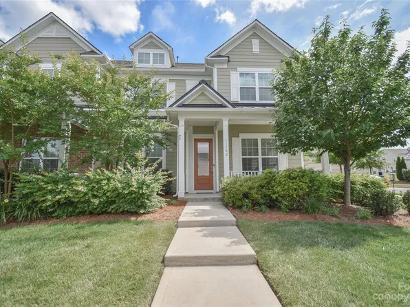 11502 Founders Park Ln, Pineville, NC 28134