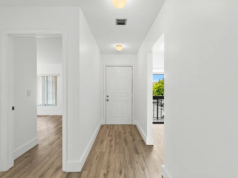 5151 W Club Cir #206 — Photo 5