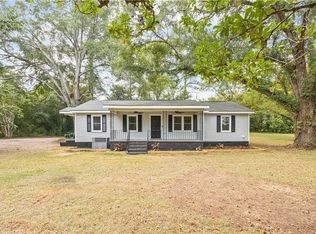 284 Eiland Rd, Smiths Station, AL 36877