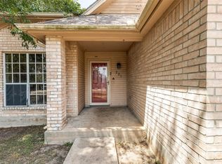221 Tupelo Ln, Conroe, TX 77304