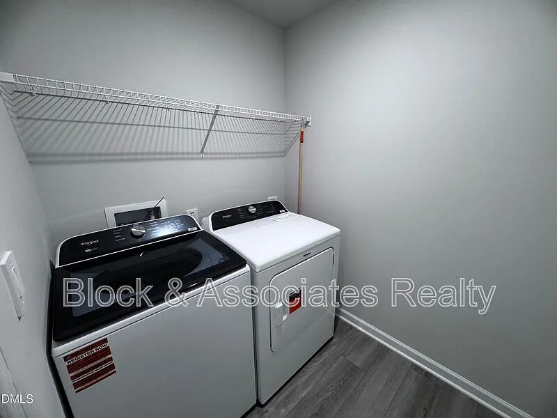 4 bed, 2.5 bath, $2,195 — Photo 4