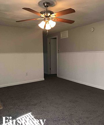 3rd image of 11418 W Tulip Dr