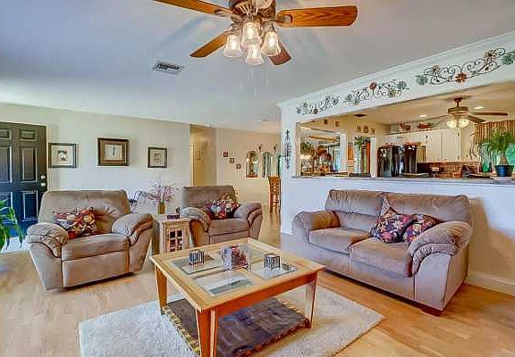 Home For Sale In La Mancha