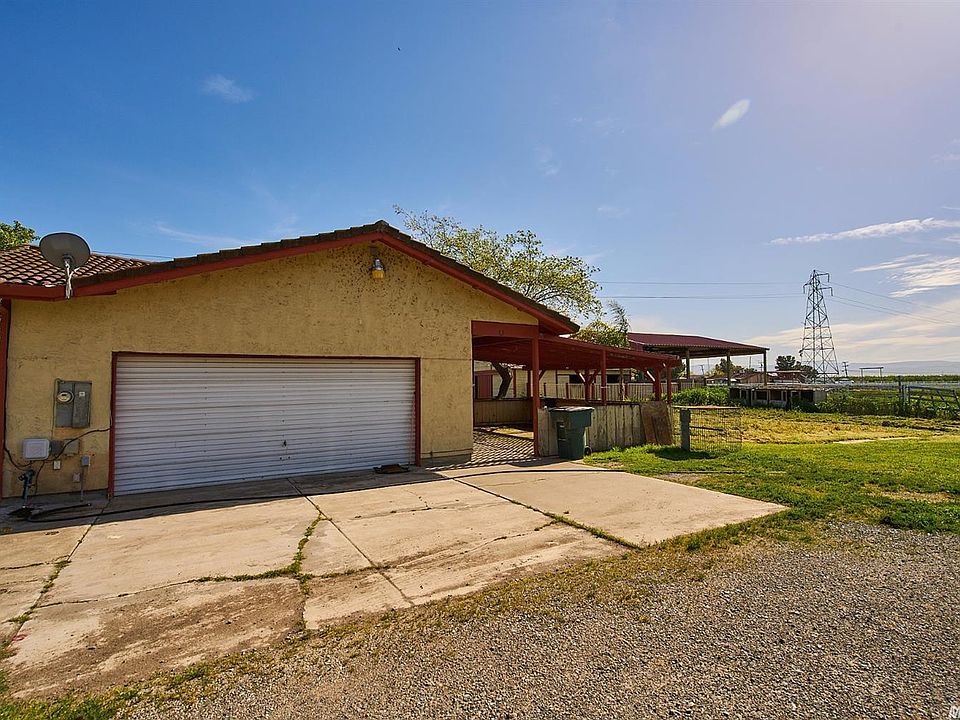 1st image of 4310 W Stoneridge Dr