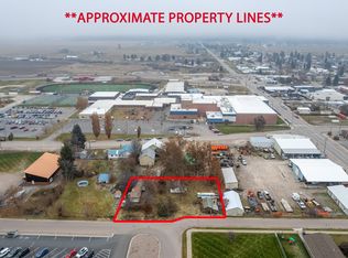 32 4th Ave NW, Ronan, MT 59864
