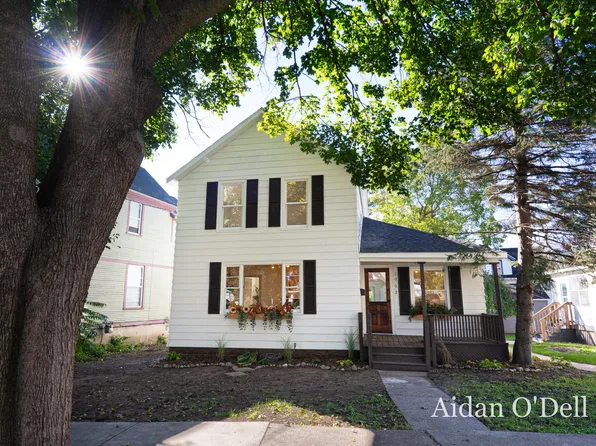 1002 Butterworth St SW, Grand Rapids, MI 49504