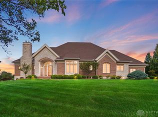 90 Pawleys Plantation Ct, Xenia, OH 45385