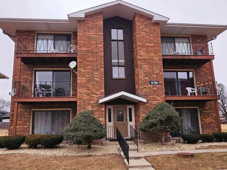 15700 Reynolds Ln #1