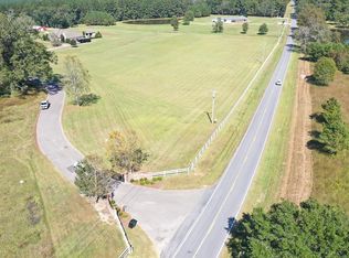 5 Grandview Ln, Laurel, MS 39443