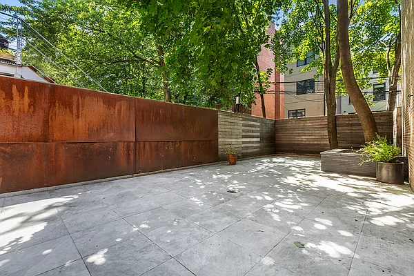 Rented by Douglas Elliman | media 20