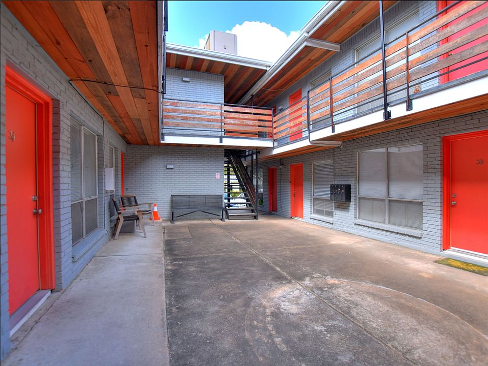1st image of 408 W 37th St APT 2B