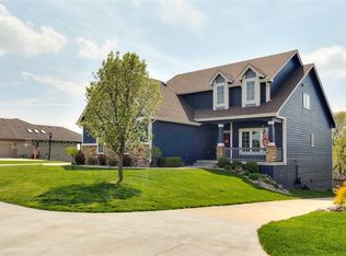 1808 SE Clover Ridge Dr, Ankeny, IA 50021