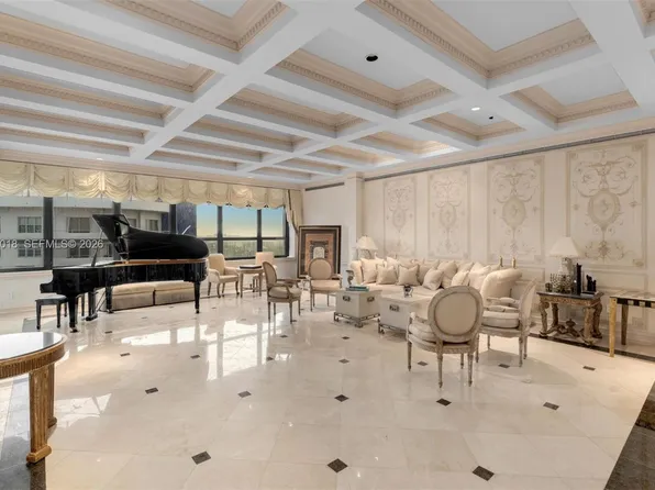 5225 Collins Ave #Penthouse 8, Miami Beach, FL 33140
