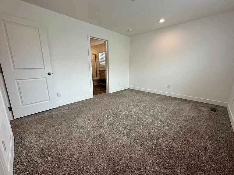 2060 N Ctr #430 — Photo 12