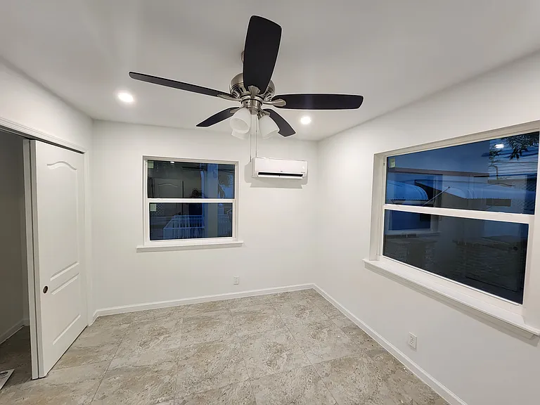1712 Josephine St #1 — Photo 15