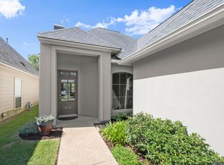 9216 Essex Bay Ct, Baton Rouge, LA 70809