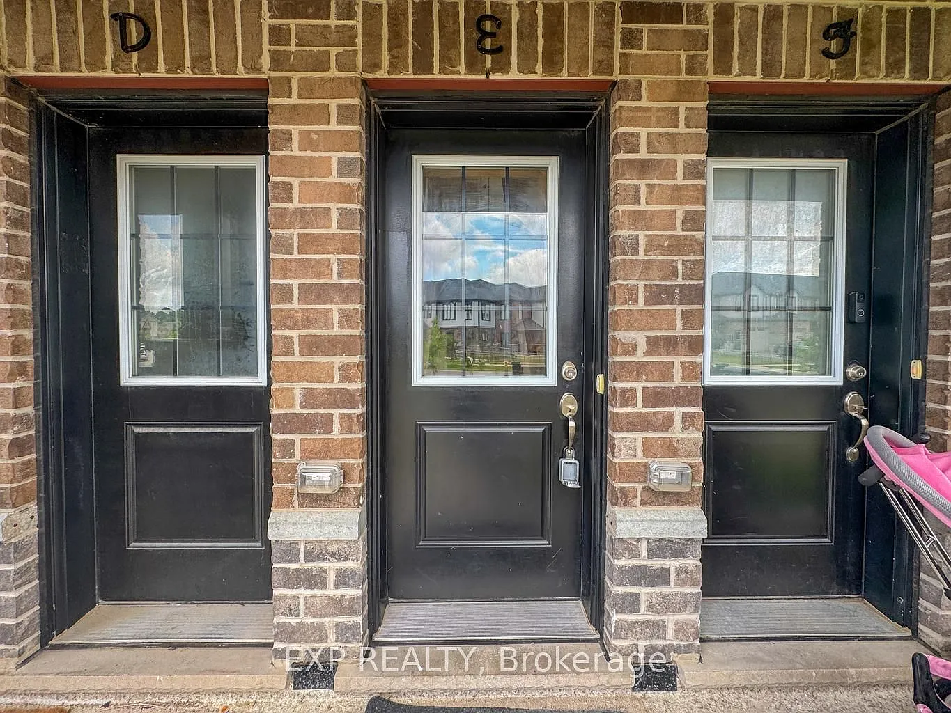 2 bed, $2,249 — Photo 4