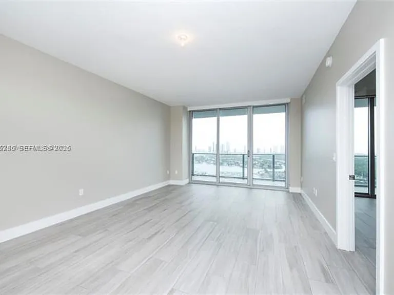 16385 Biscayne Blvd #2616 — Photo 5