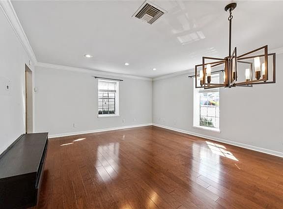 5th image of 835 Louisiana Ave #A
