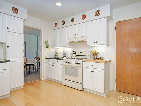 4th image of 2231 Southwood Ave