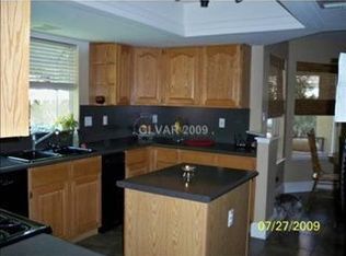 2126 Fountain Springs Dr, Henderson, NV 89074