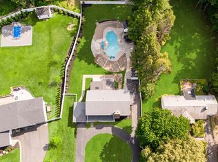 77 Bourque Rd, Lynnfield, MA 01940