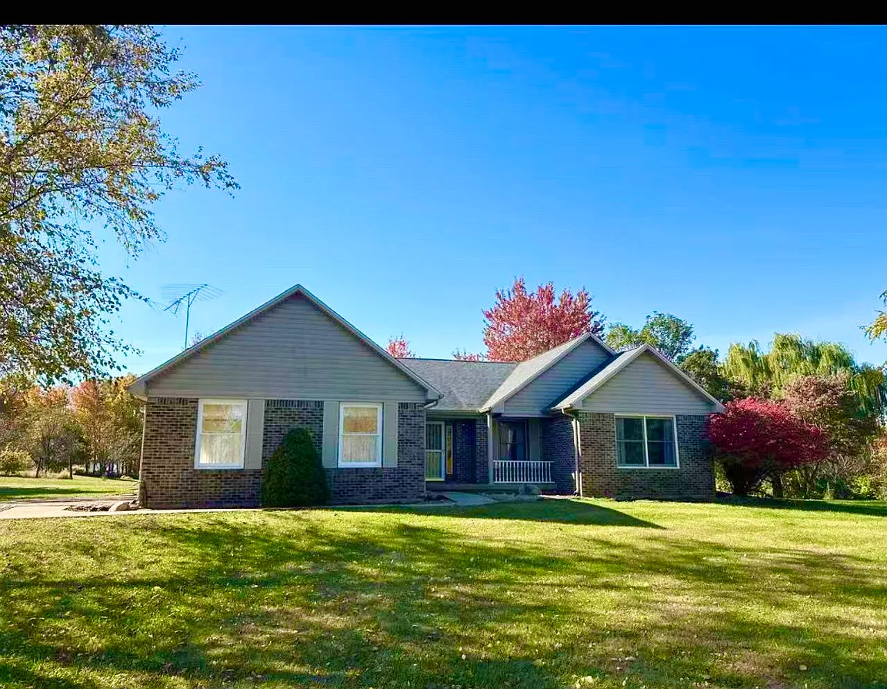N 1790 East Rd, Bismarck — Photo 1