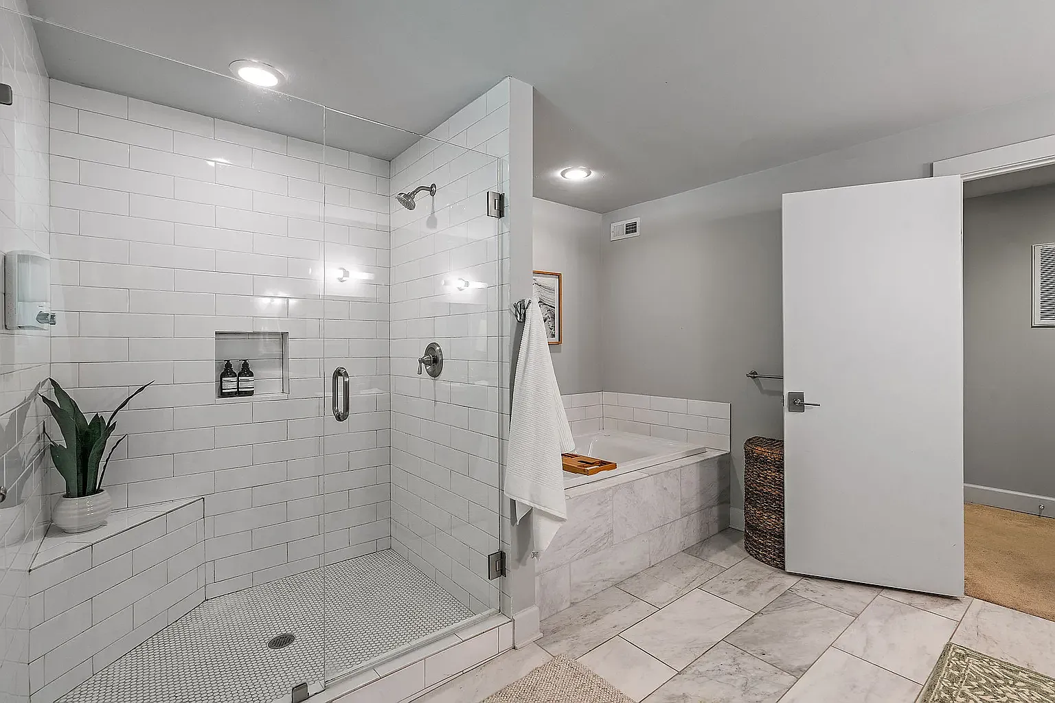 1 bed, 750 sqft, $1,500 — Photo 2