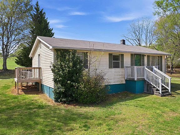 3rd image of 1360 Old Mill Rd