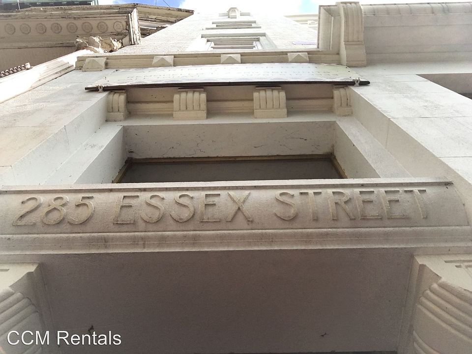 1st image of 285 Essex St APT 4B
