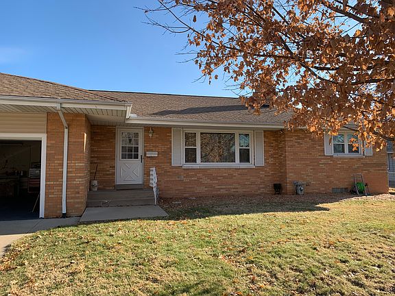 4th image of 4616 N Clarewood Ave