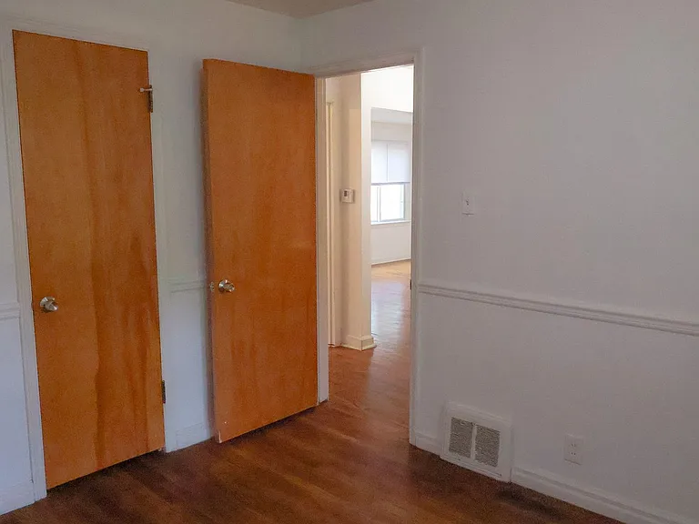 10522 Byfield Dr — Photo 11