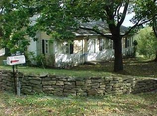 1305 N Simons Ave, Ellwood City, PA 16117