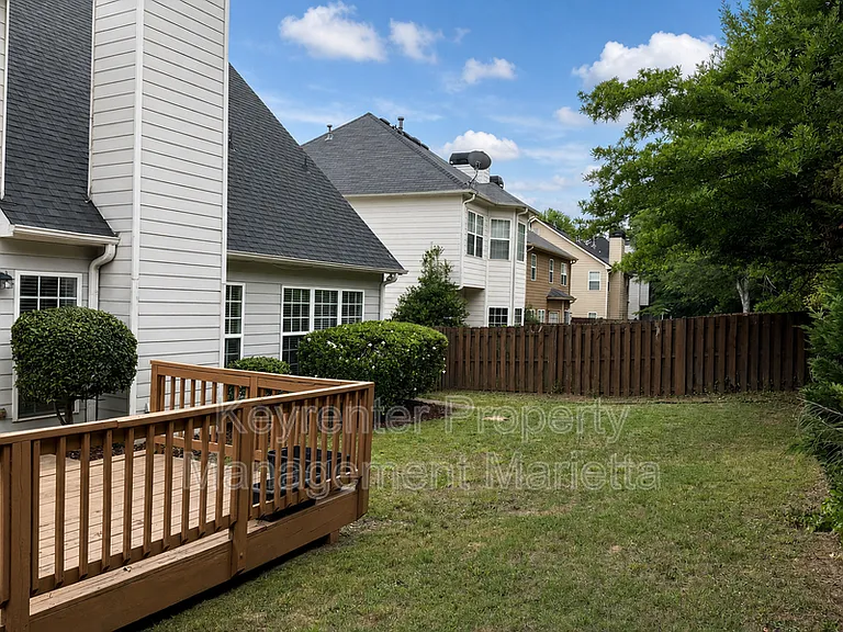 2220 Rosemoore Walk — Photo 24