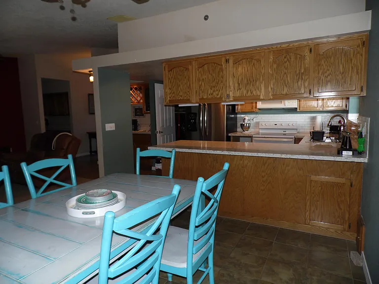 621 Pueblo Dr — Photo 6