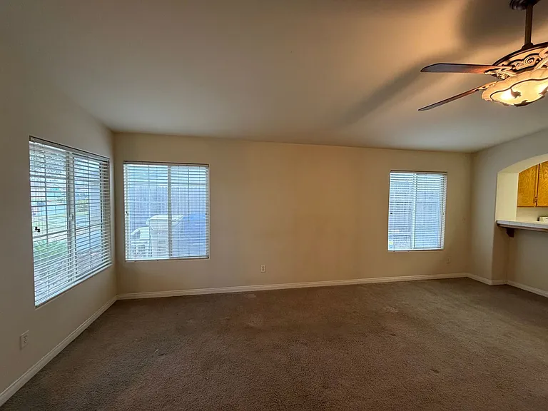 6107 Ragusa Ln — Photo 5