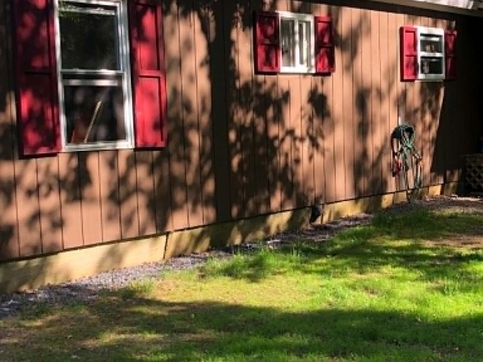 1st image of 515 Stream Road