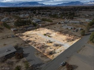 1391 W Piltz Rd, Pahrump, NV 89060