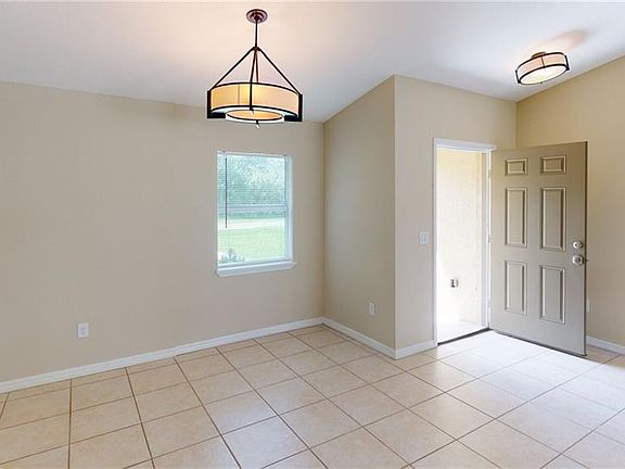 4th image of 156 Baytree Dr