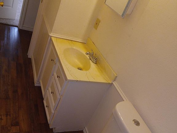 5th image of 1808 Willow Ln