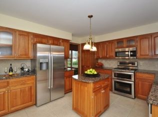 S85W19714 Greenhaven Ct, Muskego, WI 53150