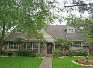 814 Chadbury Ln, Seabrook, TX 77586