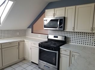 24 Forest St #3, Fall River, MA 02721