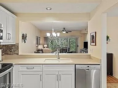 1096 Woodshire Ln #C106 — Photo 5